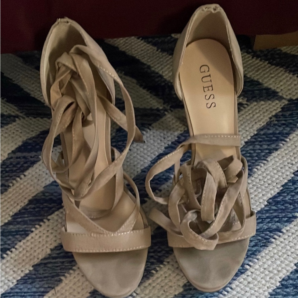 Guess platform Heels